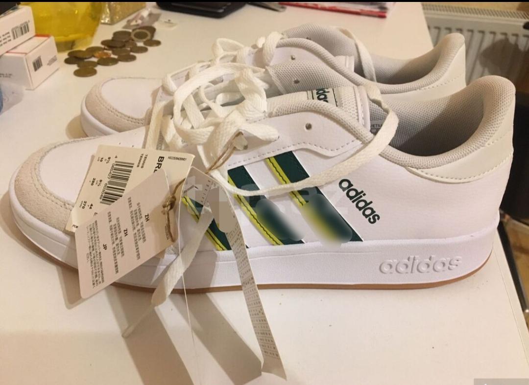 İdman ayaqqabısı "Adidas"