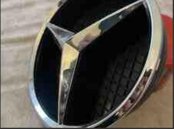"Mercedes W205" emblemi