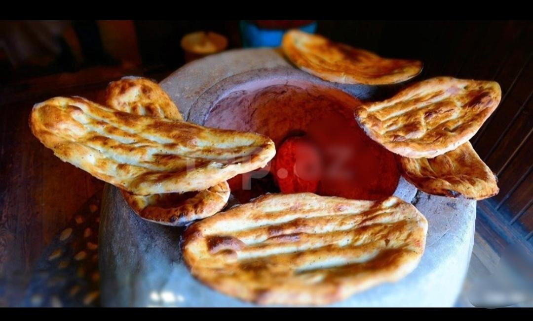 Çörəkçi tələb olunur