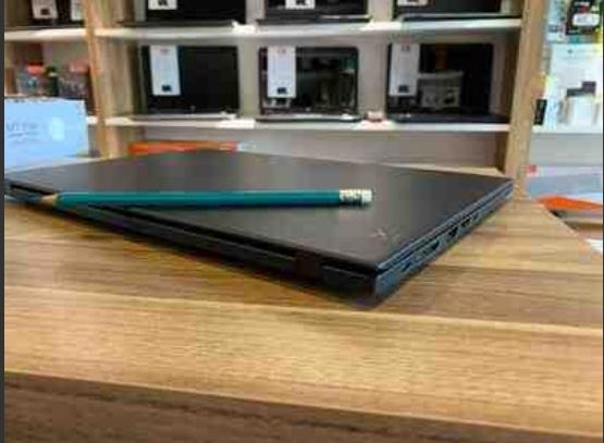 Lenovo ThinkPad X1 Carbon