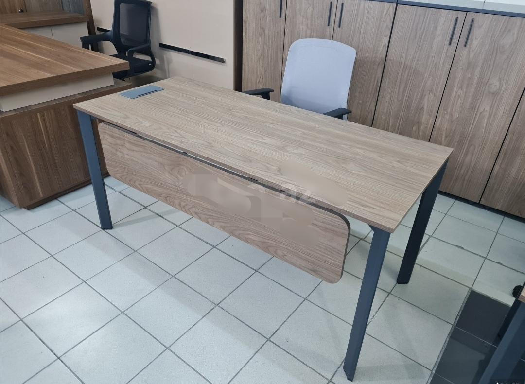 Ofis masası
