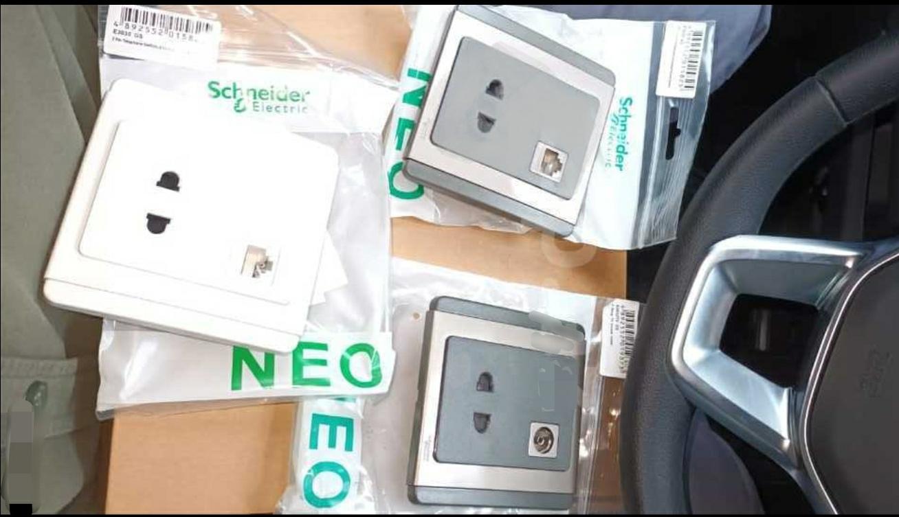 Clipsal Schnider" elektrik malları