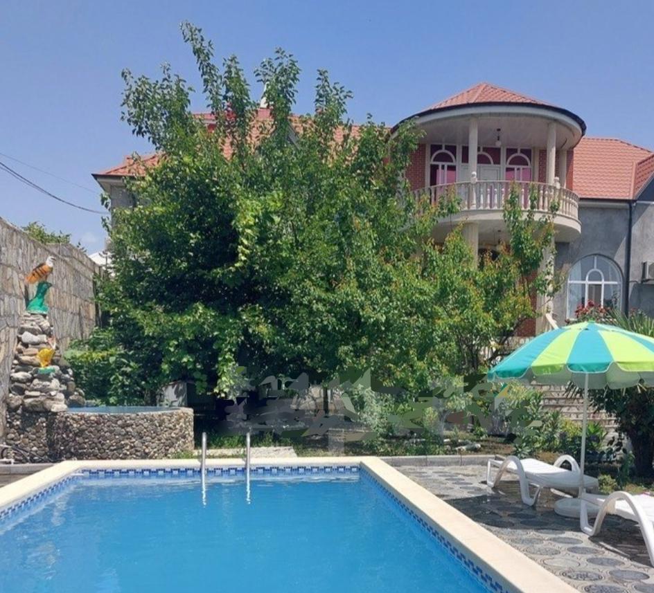 Villa kirayə verilir, Şəki ş.