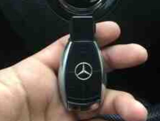 "Mercedes" açarı