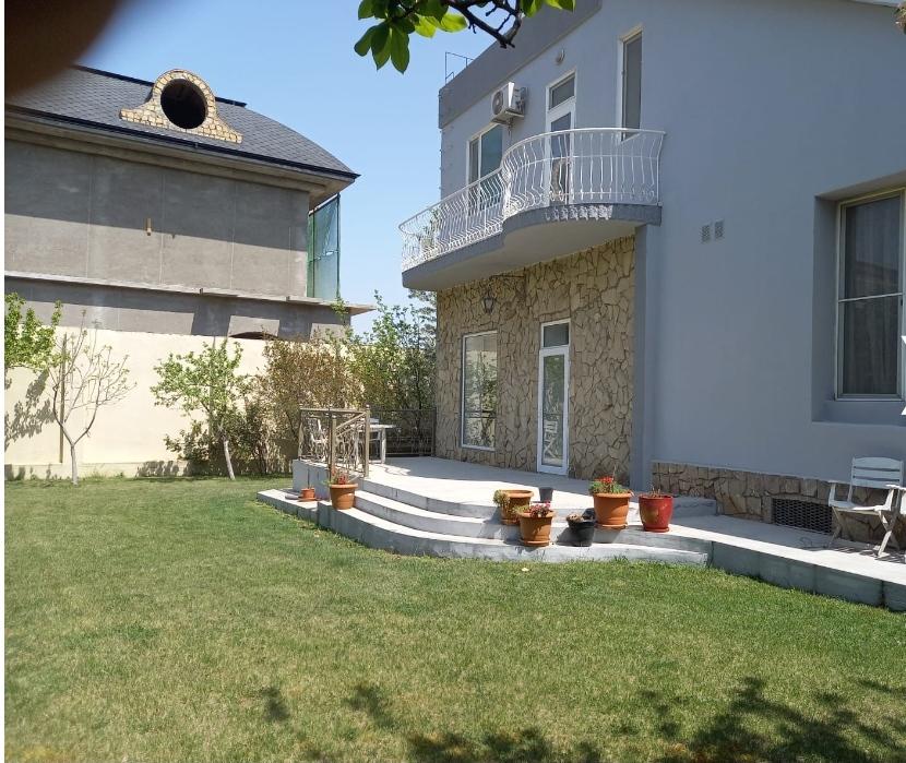 Villa kirayə verilir. Badamdar qəsəbəsi
