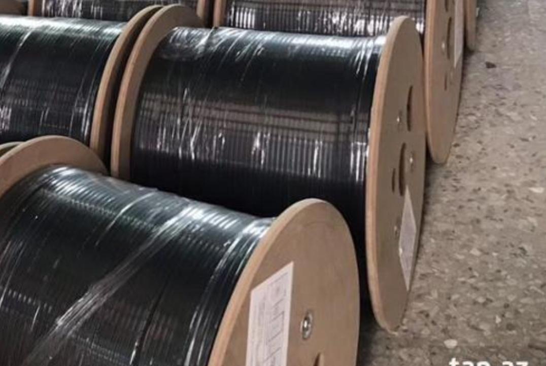 0,11AZN Fiber optik kabellər