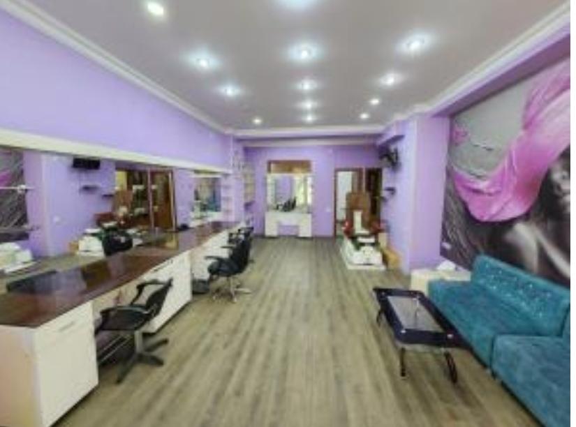İcarəyə gözəllik salonu verilir, Şərifzadə, 1 küç.