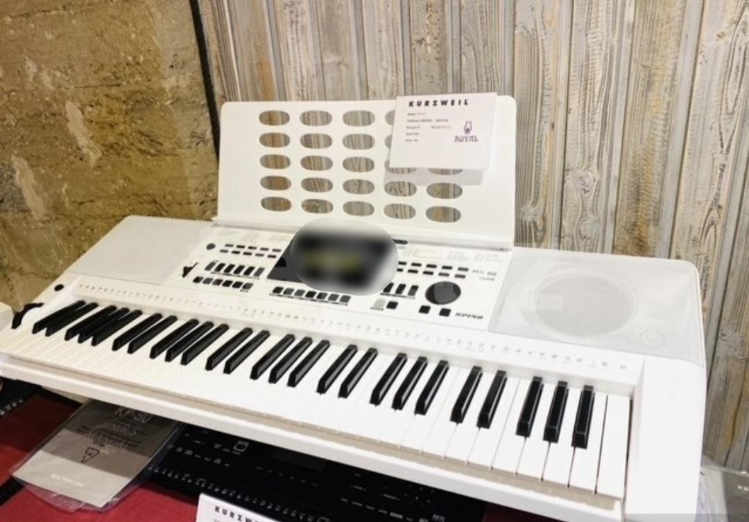 Sintezator "Kurzweil / Medeli"
